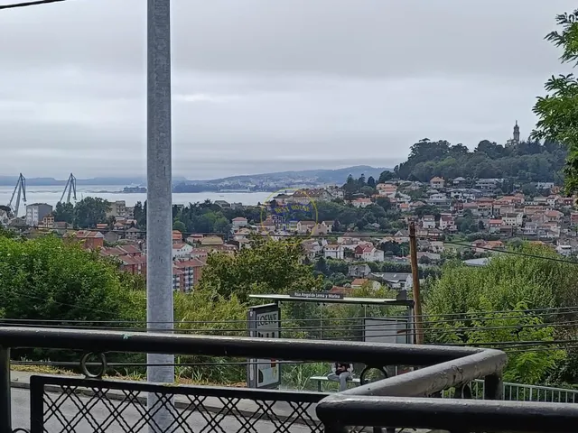 Casa con amplias vistas a la ría de Vigo ubicado en la zona alta de Teis — 8