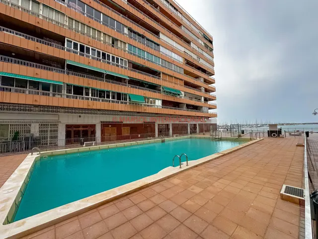 PRIMERA LÍNEA DE MAR EN TORREVIEJA — 4