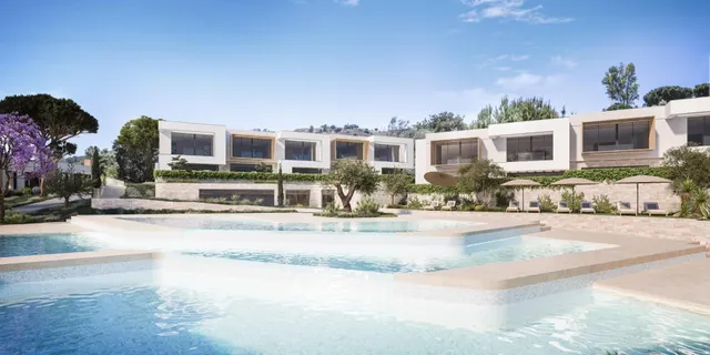 IMPRESIONANTE COLECCIÓN DE 58 CASAS ADOSADAS CONTEMPORÁNEAS EN LA CALA GOLF — 16