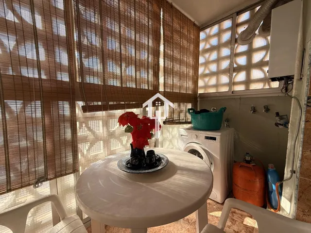 PISO EN VENTA EN ALICANTE. ZONA VIRGEN DEL REMEDIO.100m2, 3 habitaciones, 1 BAÑO, BALCÓN, CUARTA PLANTA CON ASCENSOR — 16