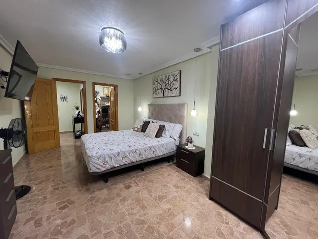 ¡Piso de 147 m2 con gran terraza, ascensor y 4 habitaciones! — 13