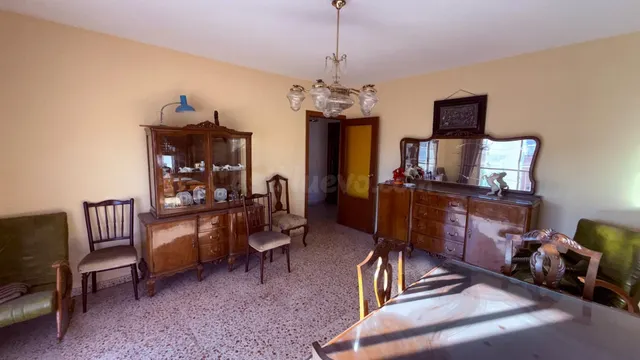 Piso amplio de 132 m2 junto al Hospital Virgen de la Arrixac