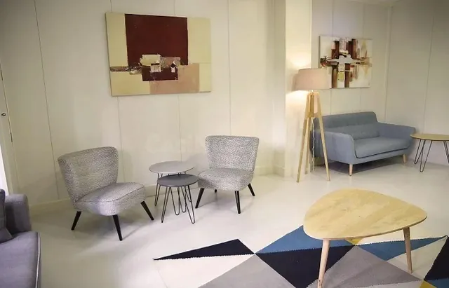 OPORTUNIDAD ÚNICA DE INVERSIÓN: INMUEBLE COMERCIAL CON INQUI - foto 3