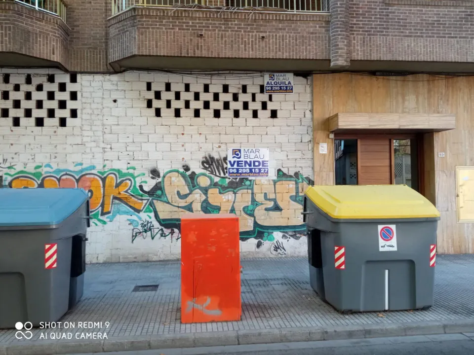 Local situado en Zona de expansión de Gandia