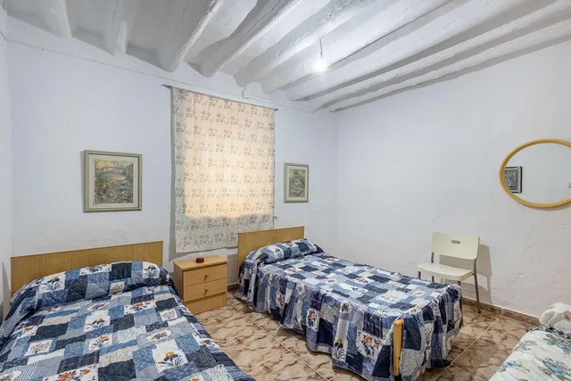Casa rural en término de Montefrío. — 10