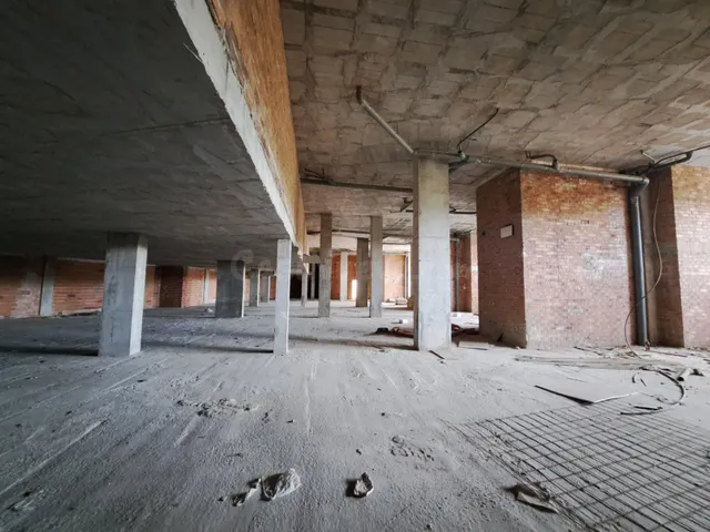 LOCAL EN VENTA EN ALZIRA. POSIBILIDAD DE ADQUIRIR HASTA 1200 - foto 3