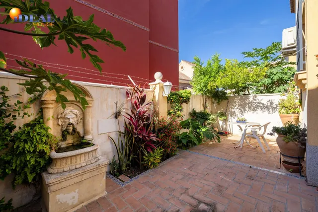 ESPECTACULAR VIVIENDA PAREADA CON JARDÍN, TERRAZA 360º Y GAR - foto 2