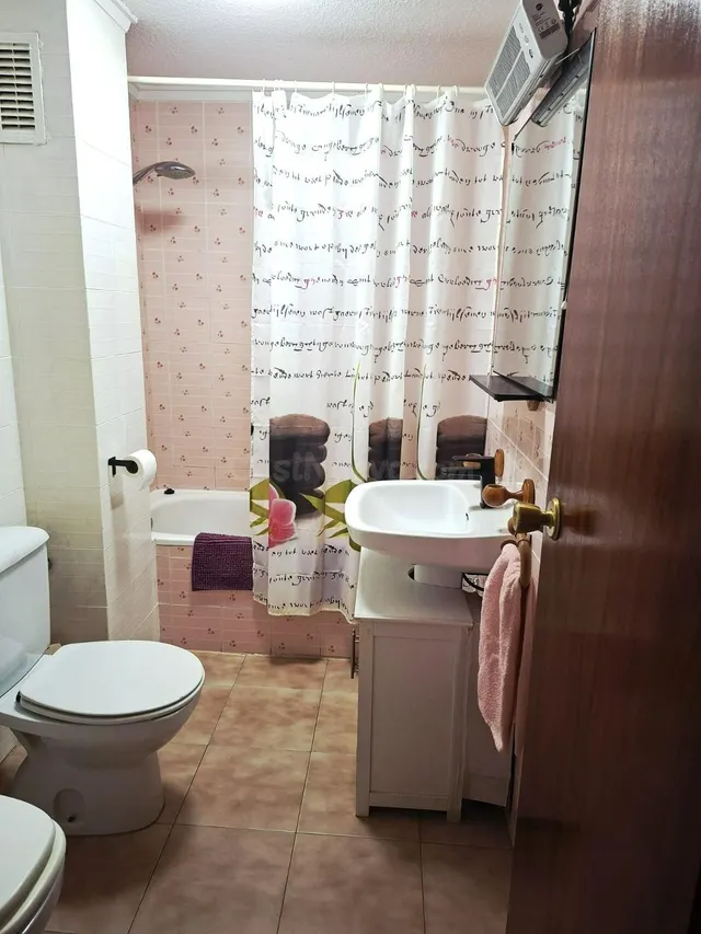 Gran ático en Torrevieja: 1 hab, 1 baño — 5