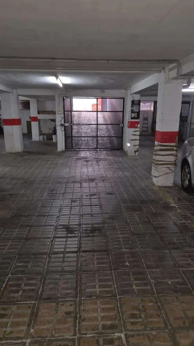 Venta de aparcamiento privado con excelente acceso en pleno barrio de Levante — 5