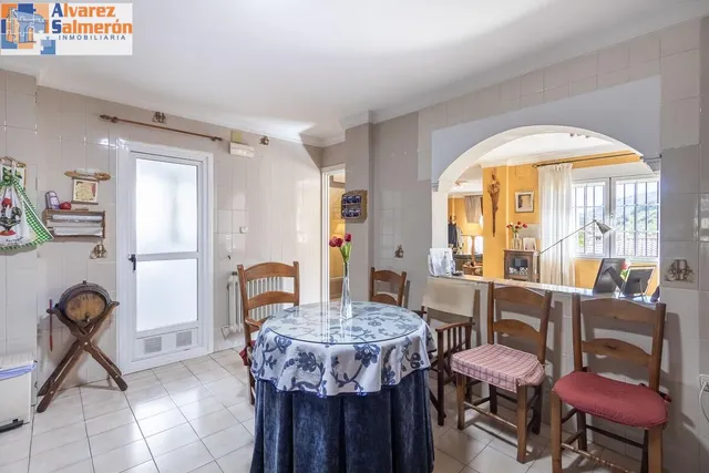 Chalet en Pinos Genil — 12