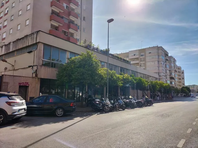 Local en venta de procedencia bancaria — 29