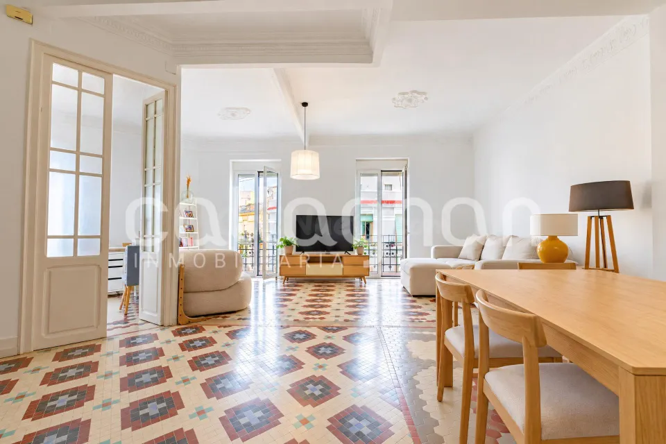 Tu vivienda en ruzafa: encanto modernista y luminosidad