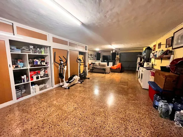 MAGNIFICO CHALET INDEPENDIENTE CON APARTAMENTO DE INVITADOS, PISCINA PRIVADA, GARAJE, BARBACOA, BUENAS VISTAS Y MUCHO MAS — 49