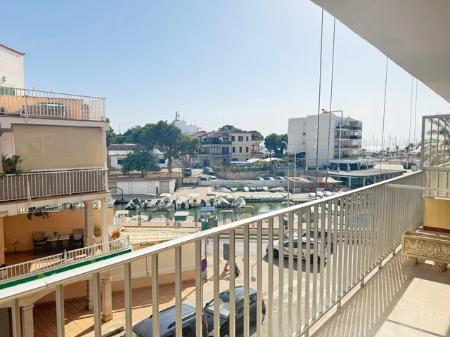 APARTAMENTO CON GRAN TERRAZA Y VISTAS AL MAR - foto 4