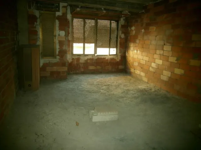 EDIFICIO EN construcción — 6