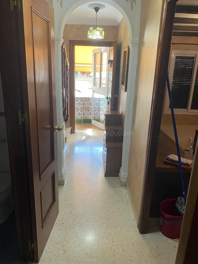 ¡ADOSADO EN SAN BERNABÉ CON GARAJE Y PATIO! — 5