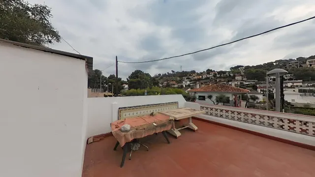 Parcela de 406m2 con pequeño trastero acondicionado — 4