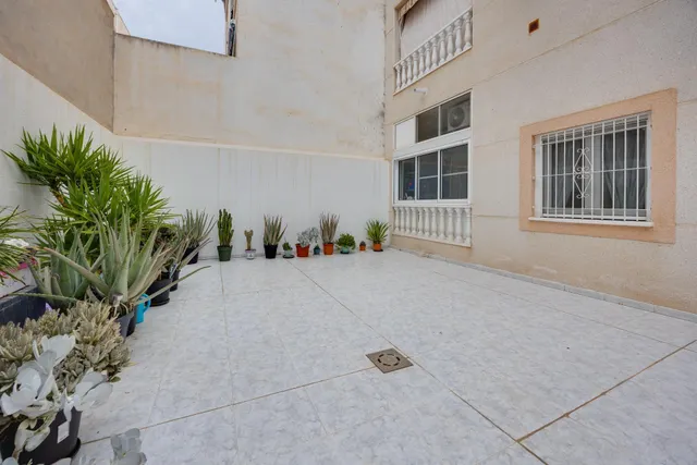 Apartamento reformado de un dormitorio en la Playa de los Locos — 7