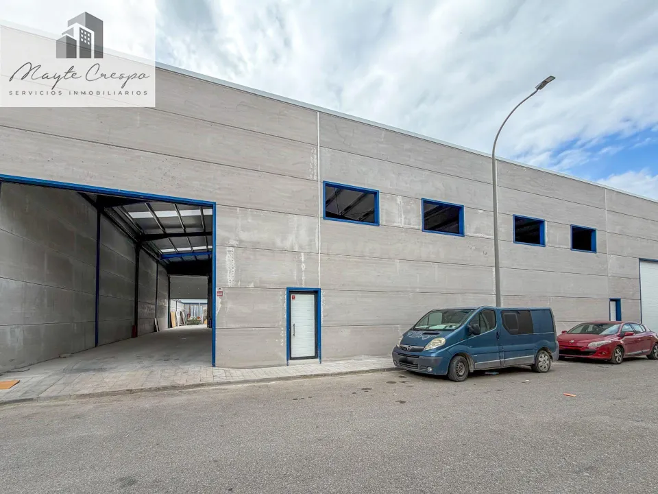 Nave industrial "NUEVA A ESTRENAR" en Atarfe. (Pol. Ind. Los Álamos).