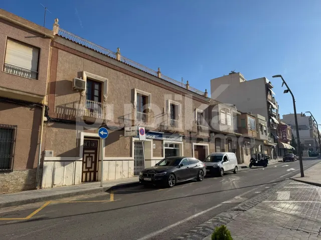 Solar 4 habitaciones 200m² en venta - Centro — 3