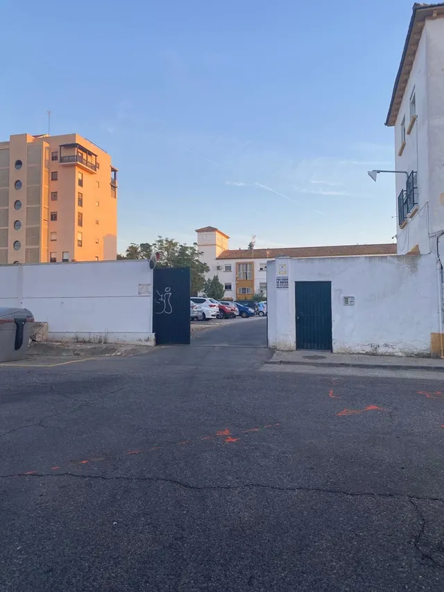 Espectacular vivienda reformada de 130 m2, con dos plazas de aparcamiento y gran patio comunitario en tiro de línea — 21