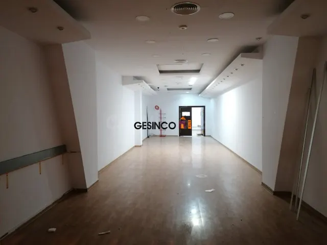 LOCAL COMERCIAL EN AMPLIA AVENIDA EN ALQUILER EN ONTINYENT - foto 3