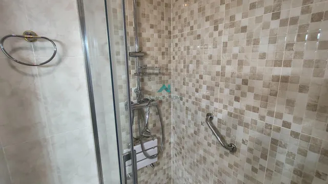 Se vende piso en Los Corrales de Buelna — 48