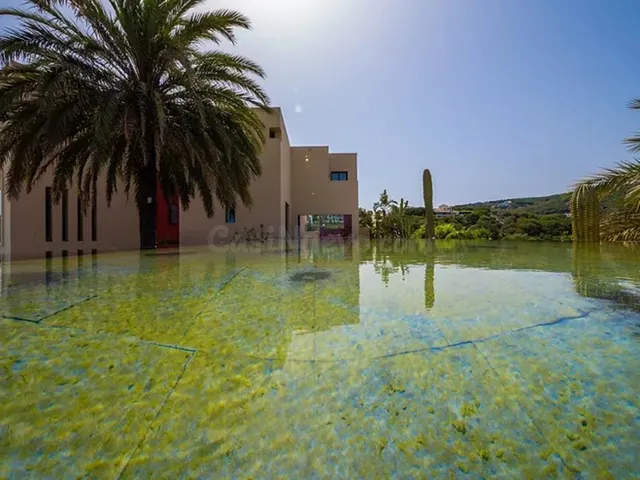 Chalet 5 habitaciones 1900m² en venta - Playa chica tarifa - foto 4