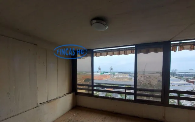Amplia vivienda de lujo junto al Puerto Deportivo y Paseo Marítimo — 21