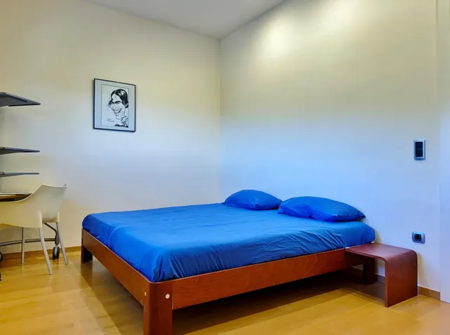 Villa de lujo con amplios espacios, piscina y gran parcela — 24