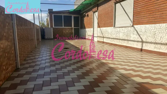 MAGNÍFICO PISO ÁTICO EN LA ZONA DE LEVANTE CON 154 METROS — 3