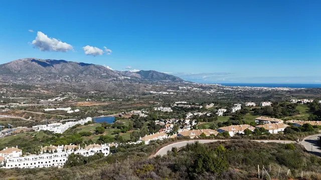 Gran parcela de 11069m2 para diferentes opciones 5 villas/2  - foto 3