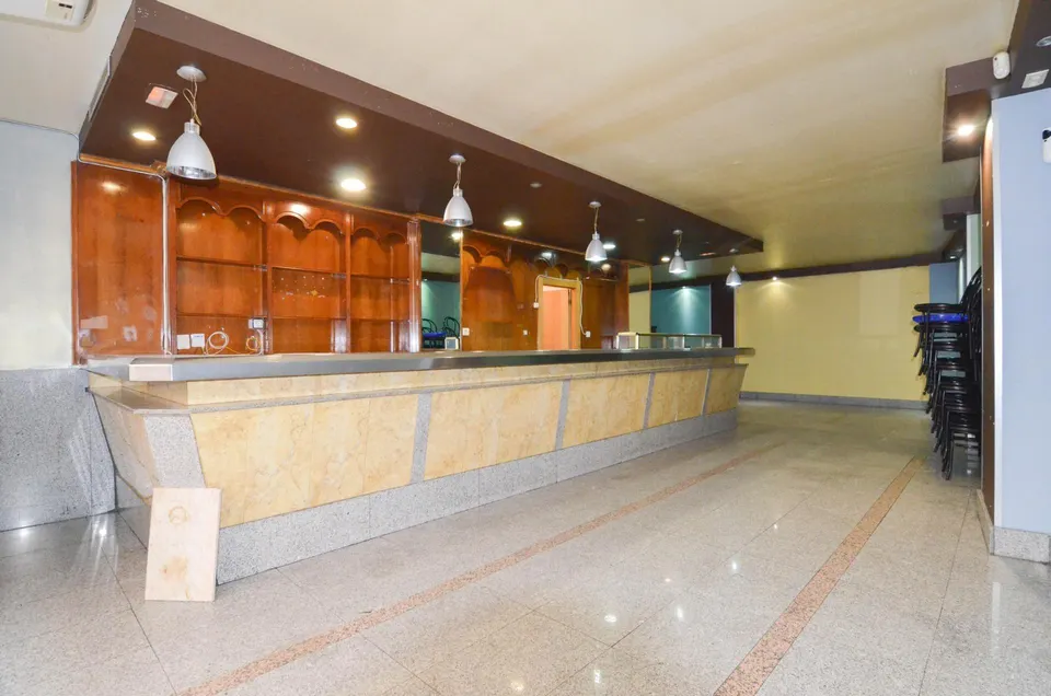 Urbis te ofrece un local en venta en zona Vidal, Salamanca.
