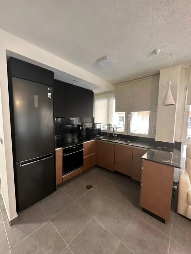ALQUILER DE EXCELENTE VIVIENDA AMUEBLADA ZONA SANTO DOMINGO AL LADO DE RENFE — 6