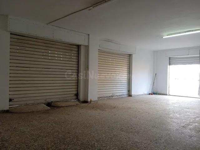Amplio Local Comercial en Esquina - Oportunidad en San Crisp - foto 4