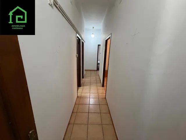 AMPLIO PISO EN PLENO CENTRO DE VILAGARCÍA DE AROUSA PARA REFORMAR — 13