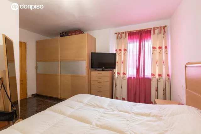 Ático reformado con ascensor, terraza y chimenea, listo para entrar a vivir — 16