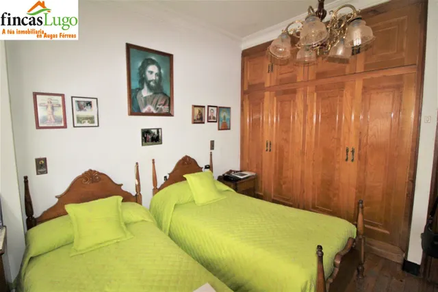 CASA CERCA DEL CENTRO — 9