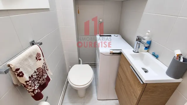 Amplia vivienda reformada situada en el couto. — 27
