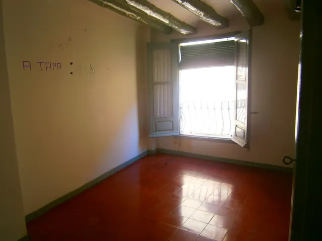CASA DE 3 PLANTAS EN TAFALLA — 15