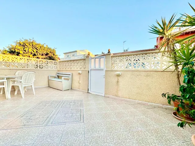 CASA ADOSADA EN EL CHAPARRAL CON 4 HAB 1 BAÑO VISTAS A LA LAGUNA DESDE SOLARIUM PRIVADO — 11