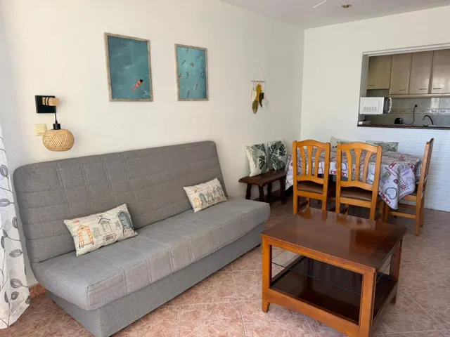 Magnífico Piso en Primera Línea de Mar en La Pineda.¡¡¡Con LICENCIA TURÍSTICA!!! — 7