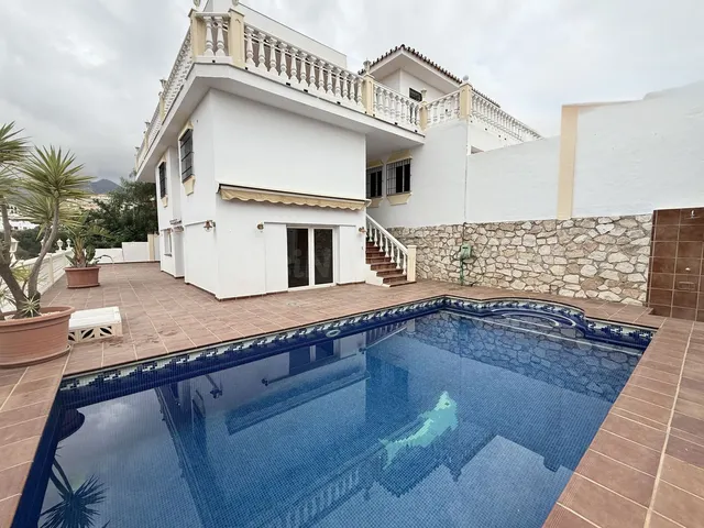 Chalet 6 habitaciones 300m² en venta - Centro