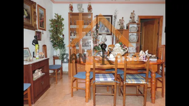 SE VENDE PISO BAJO EN ALCOLEA ZONA LA HERMITA — 10