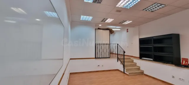 Ref 04374, Local comercial zona Mura preparado para trabajar - foto 2