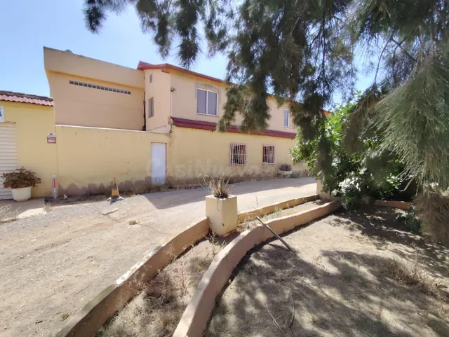 Finca rústica con vivienda y 21.000 m2 de terreno en el Camp
