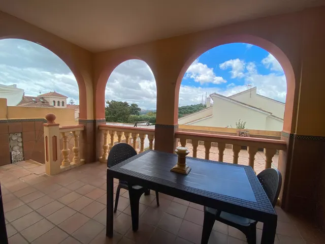 Exclusivo pareado en Santa Mónica: elegancia, espacio y vistas inigualables — 6