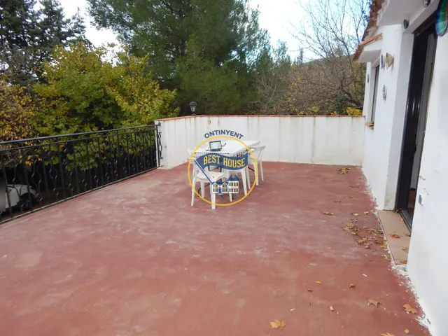 CASITA DE CAMPO EN ONTINYENT. — 8