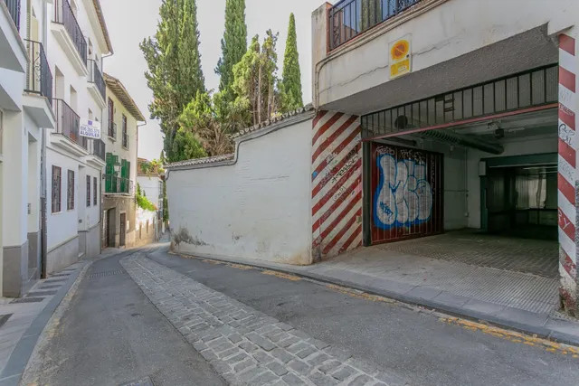 TRATESTERO EN VENTA EN EL CENTRO DE GRANADA — 22