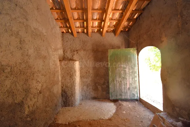 Finca rústica con posibilidad de vivienda en Muro - foto 3